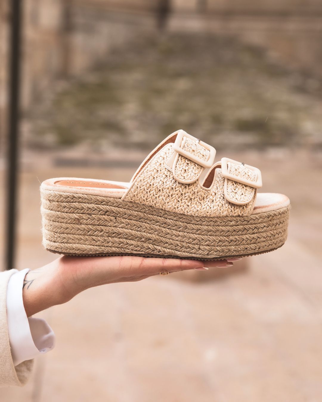 Sandalias plataforma mujer mules beige Myriam Casualmode.es