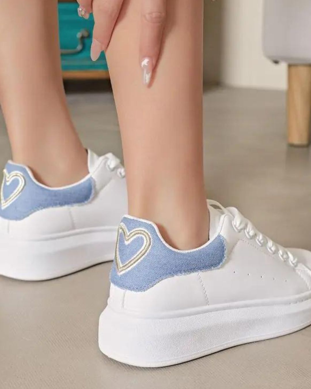 Deportivas mujer suela gruesa sale