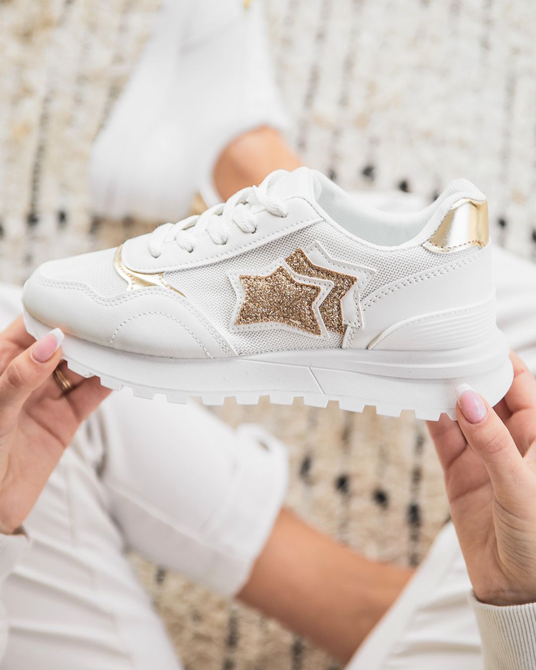 Zapatillas blancas mujer con estrella y cordones Clelie