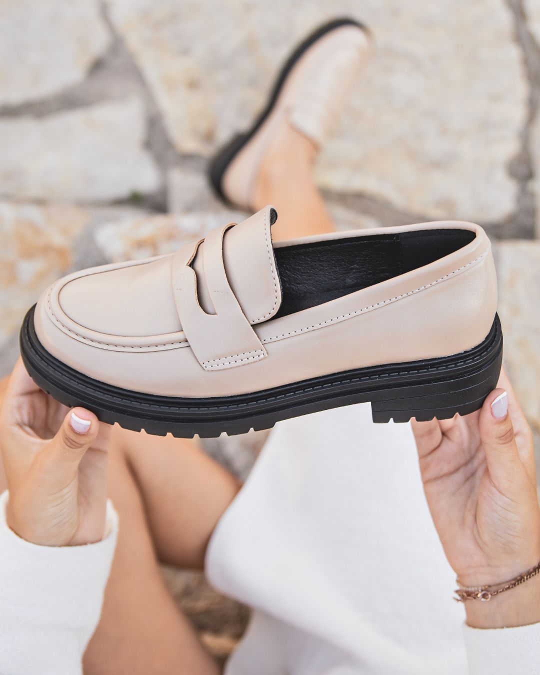 Mocasines mujer beige - Lola - Casualmode.es