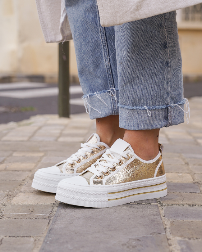 Zapatillas doradas mujer con cuña y cordones - Ludivine