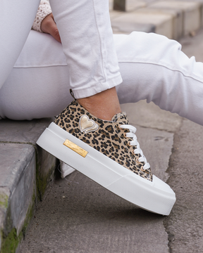 Zapatillas leopardo mujer con cuña y cordones - Maud