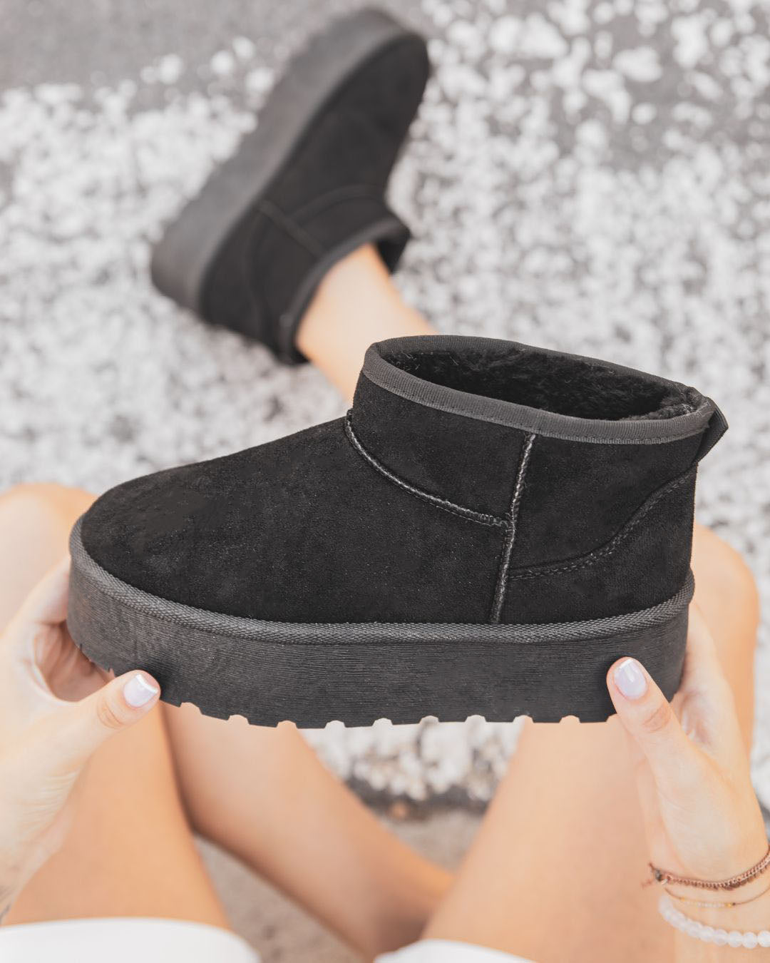 Botines forrados negros mujer con suela gruesa - Émilie - Casualmode.es